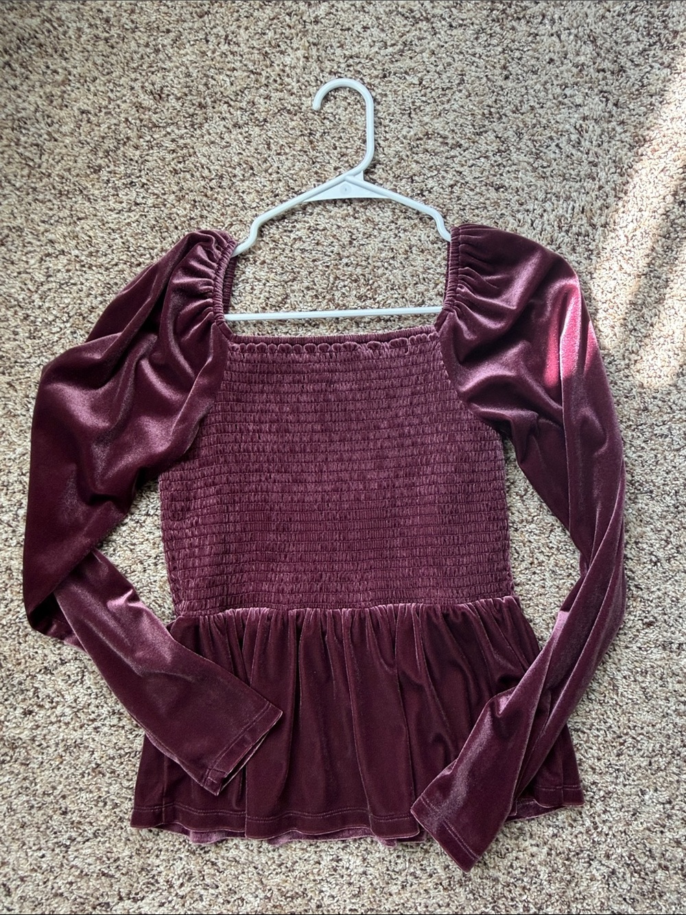 GAP Velvet Smocked Peplum Top in Deep Plum - Picture 4 of 4